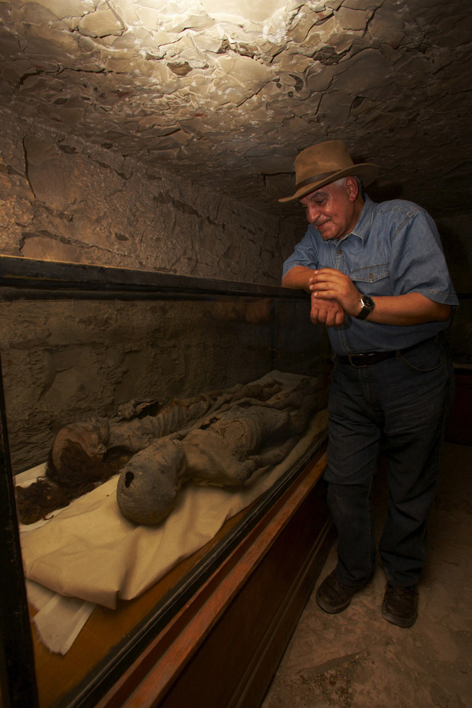 Press Release - New CT SCANS of Egyptian Mummies From The Valley of the Kings - June 10, 2007 - The Plateau - Official Website of Dr. Zahi Hawᴀss